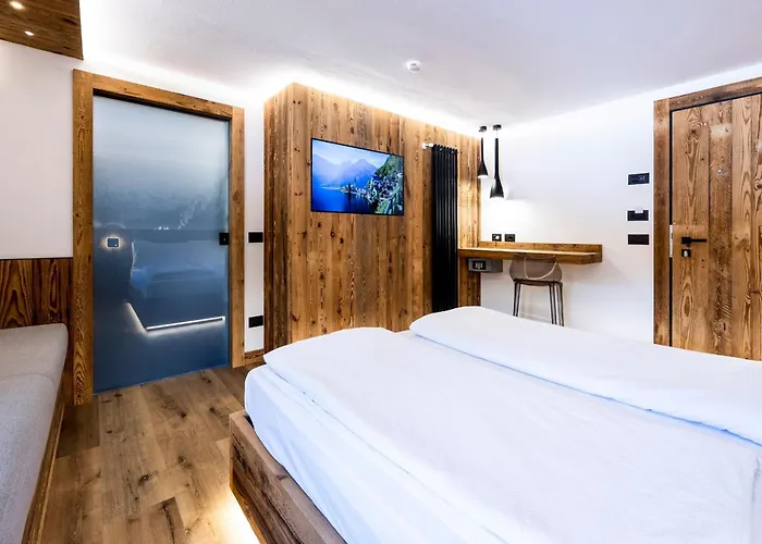 호텔 Miralago 미주리나