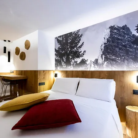 Miralago Hotel